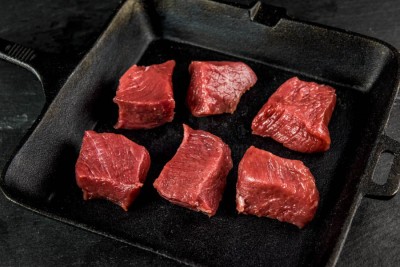 Свинина ошеек на шашлык 1 кг - купить в Пумаре